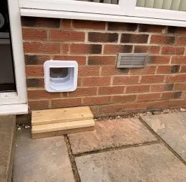 microchip cat flap we recently fitted into a brick wall but: Click Here To View Larger Image